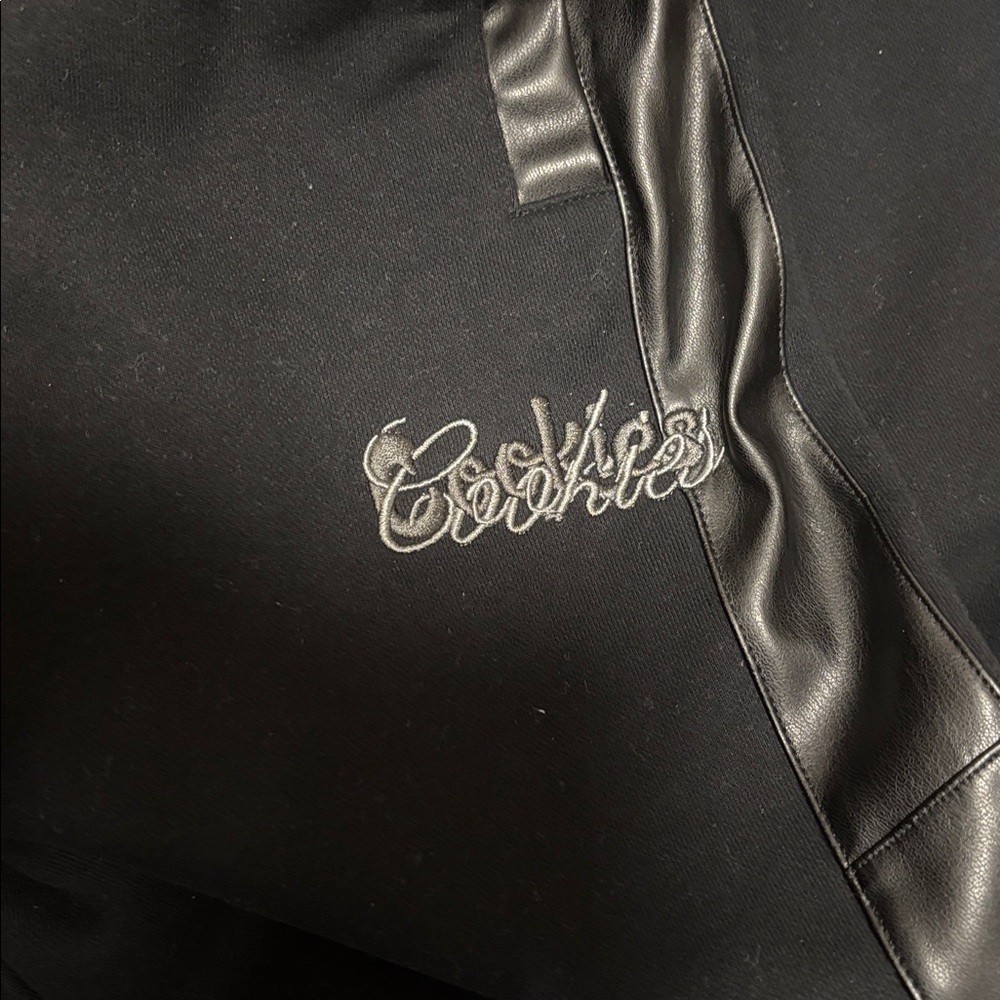 Cookies Jogger Pants with Side Faux Leather Trim Size: Small NWT - Picture 3 of 7